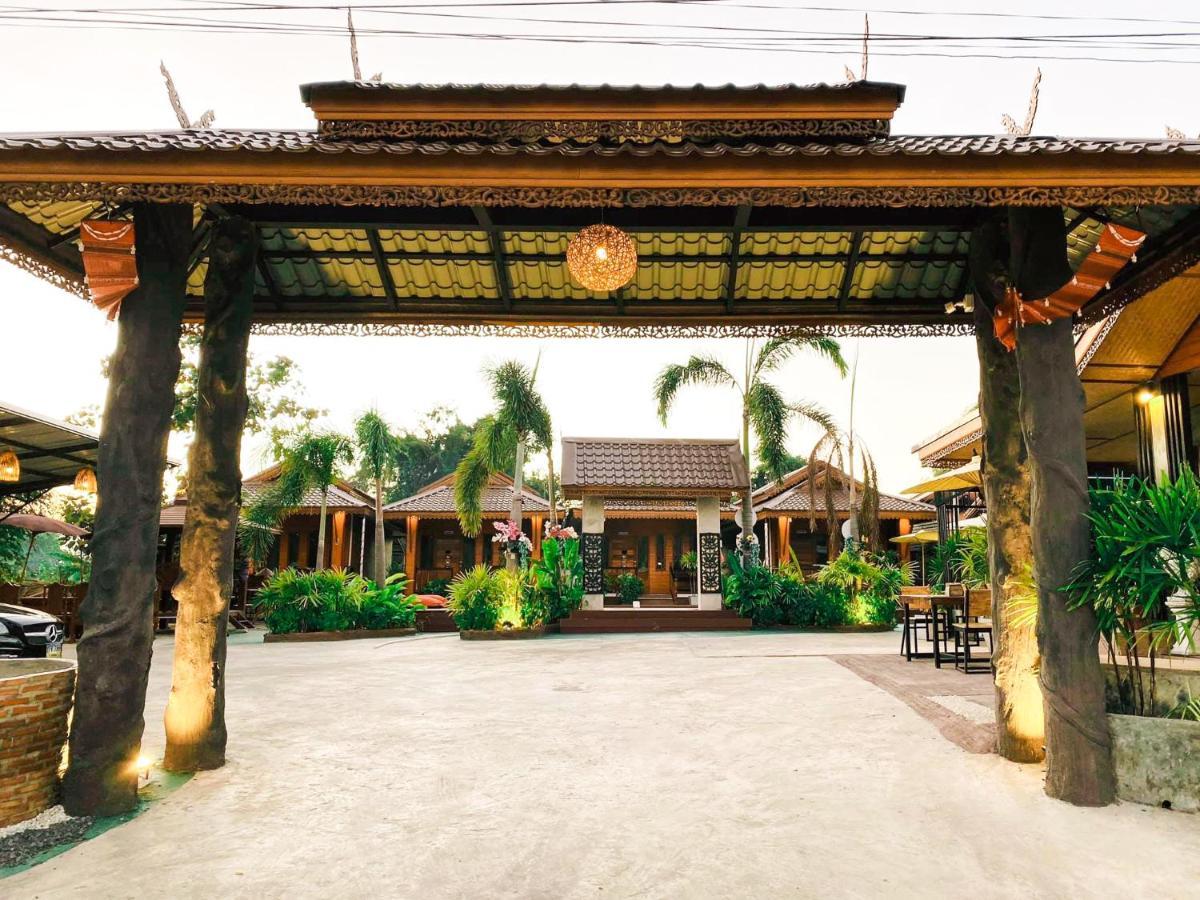 Khum Lanna Boutique Hotel Sisaket Kültér fotó