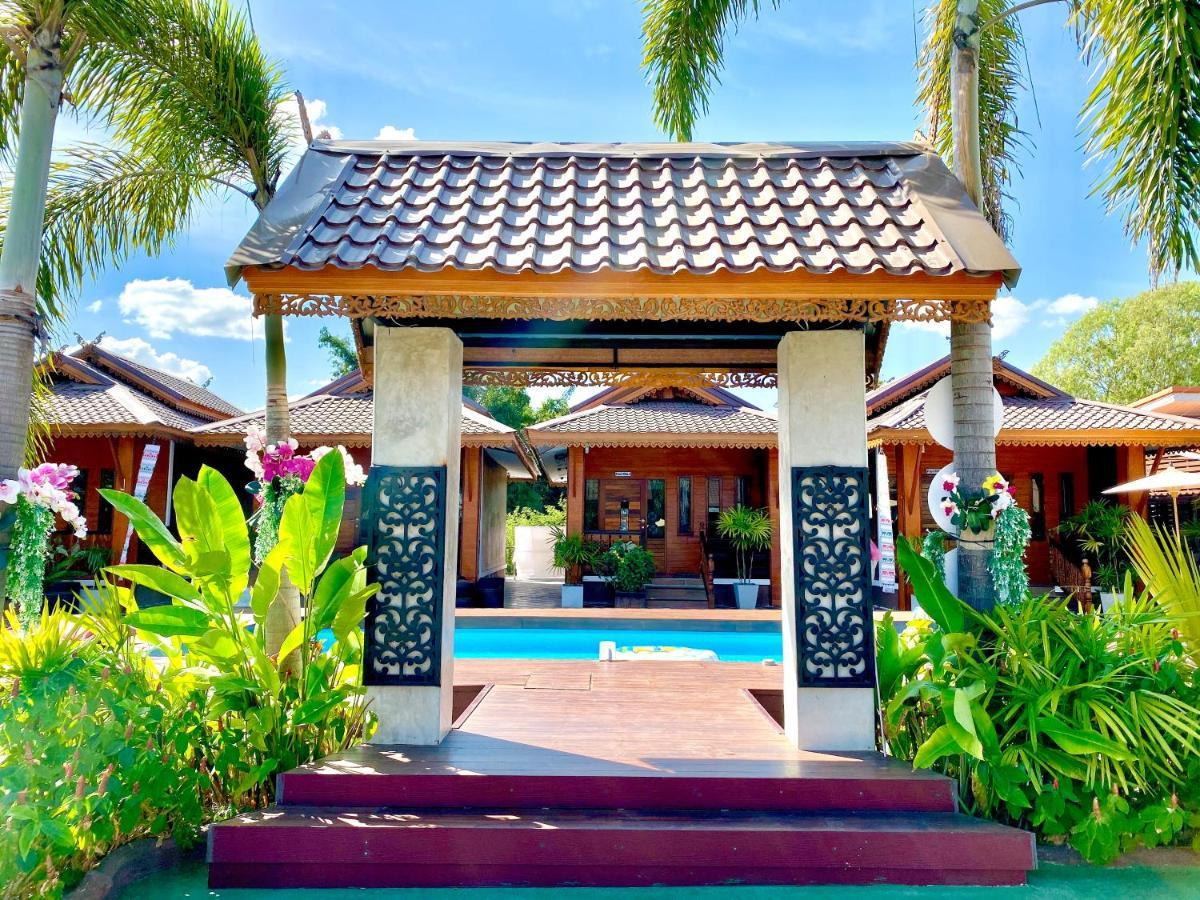 Khum Lanna Boutique Hotel Sisaket Kültér fotó