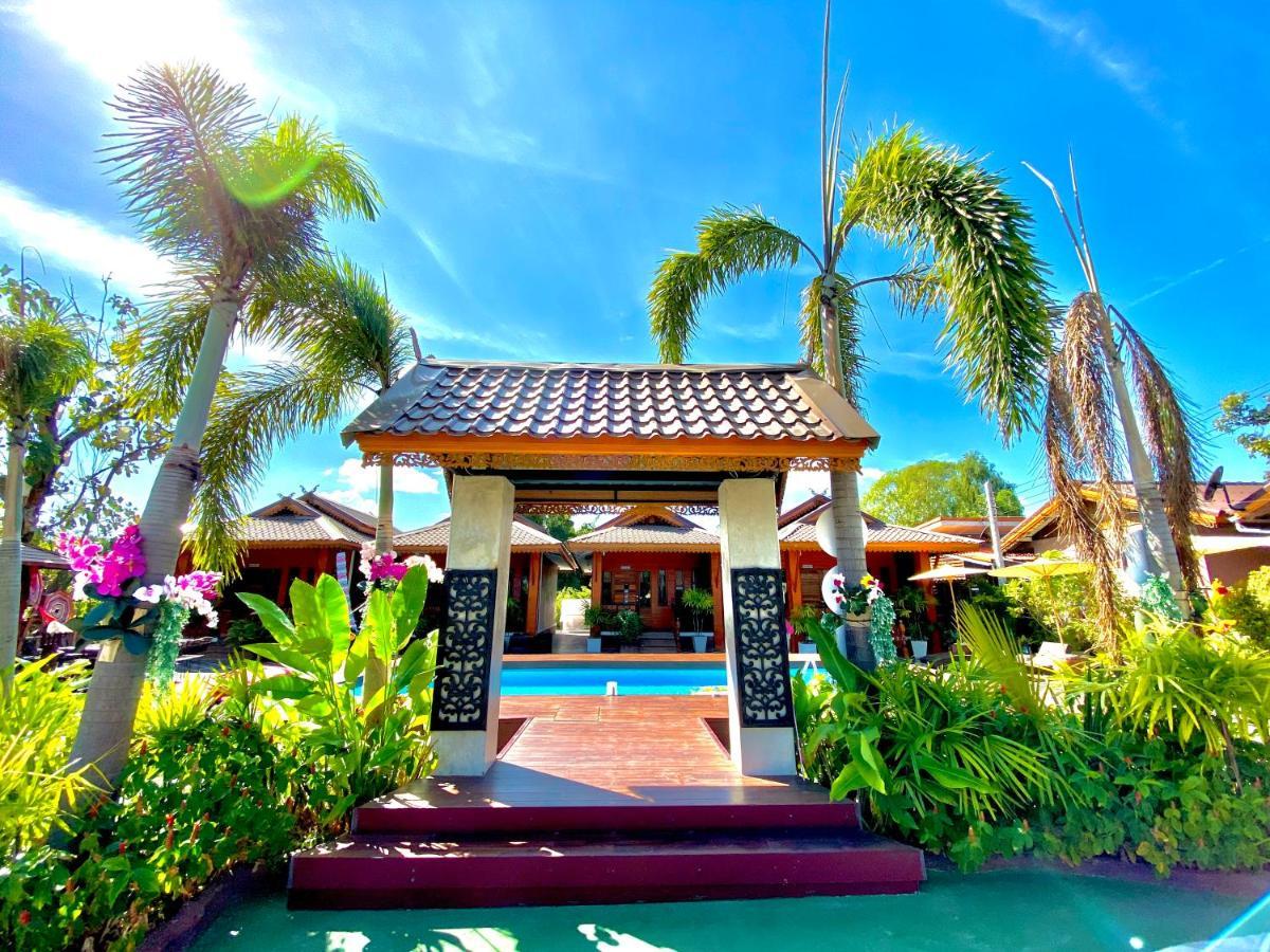 Khum Lanna Boutique Hotel Sisaket Kültér fotó