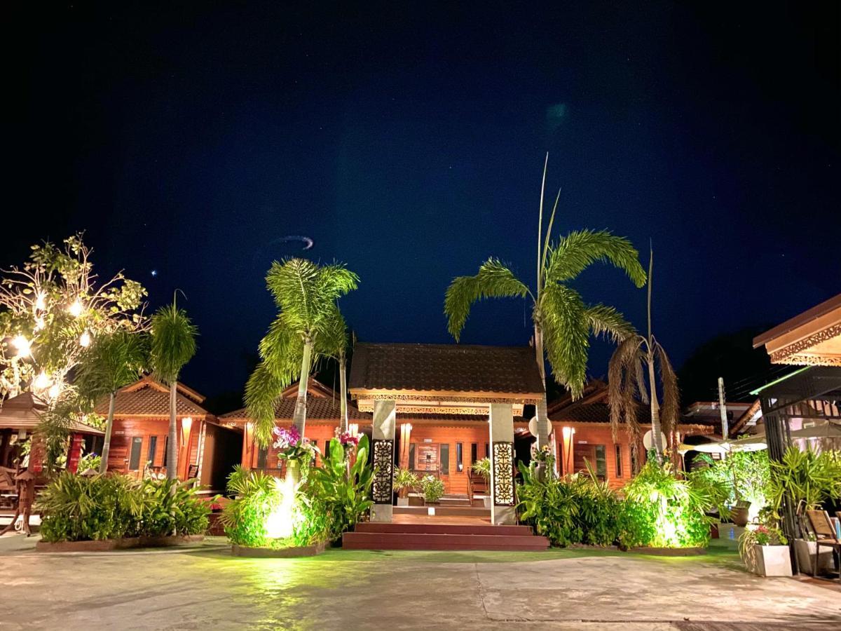 Khum Lanna Boutique Hotel Sisaket Kültér fotó