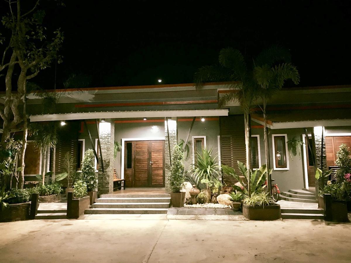 Khum Lanna Boutique Hotel Sisaket Kültér fotó
