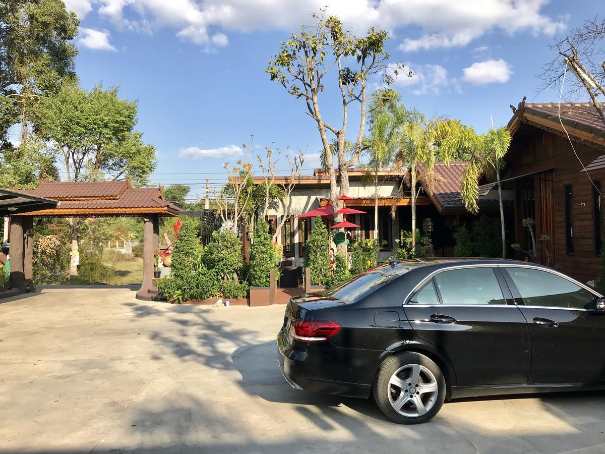 Khum Lanna Boutique Hotel Sisaket Kültér fotó