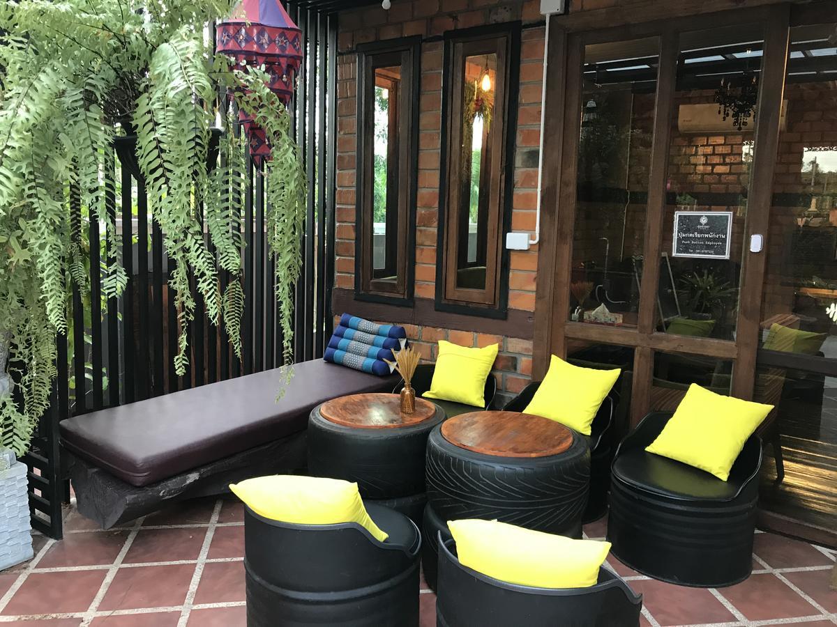Khum Lanna Boutique Hotel Sisaket Kültér fotó