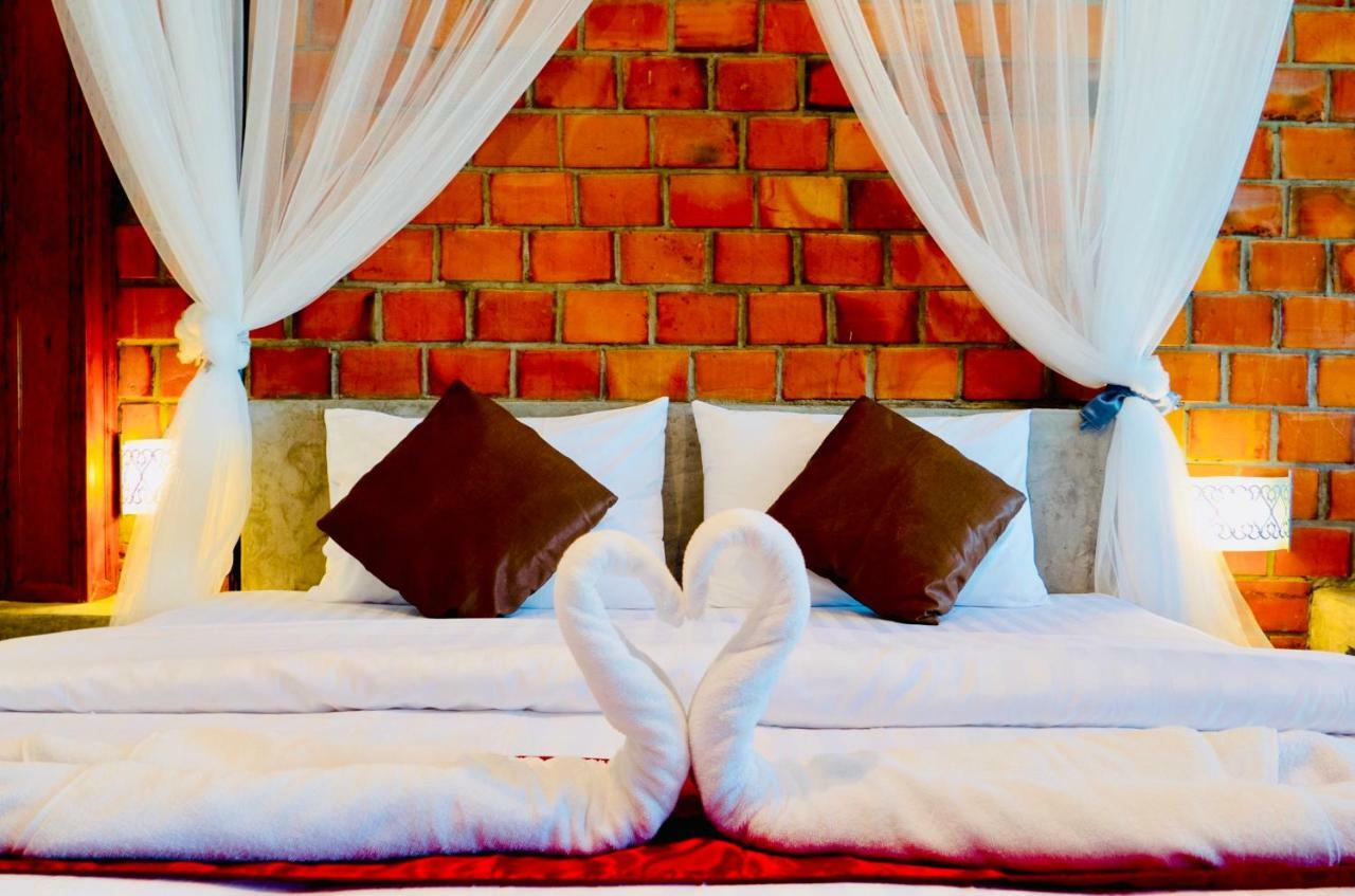 Khum Lanna Boutique Hotel Sisaket Kültér fotó